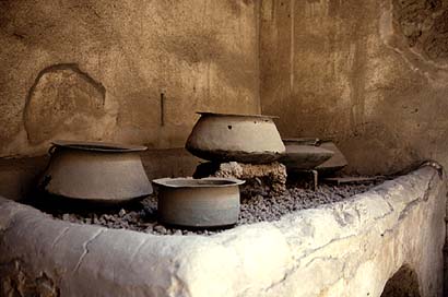 ancient roman kitchen
