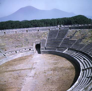 Amphitheater, Pompeii, Amphitheater 
