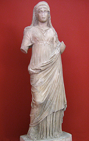 woman in a stola